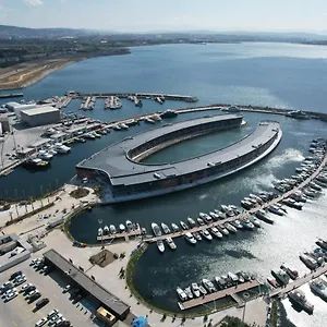 4* فندق Crowne Plaza - Tuzla Viaport Marina By Ihg